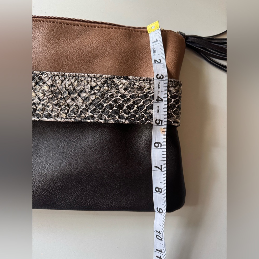 Chic Black and Tan Clutch with Snakeskin Accent - Picture 9 of 9